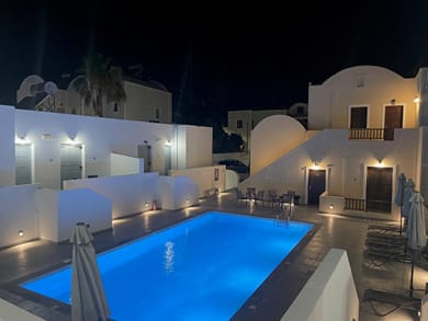 Tarelis Apartment Hotel - Image 2