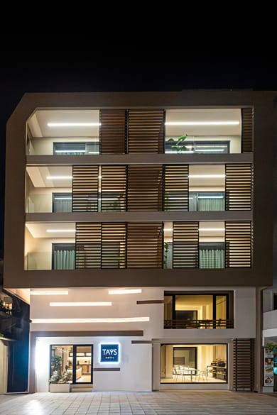 Tays Hotel - Image 2