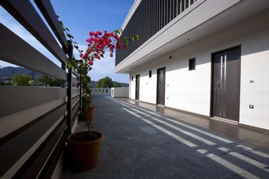 Thalassa Boutique Hotel - Image 2