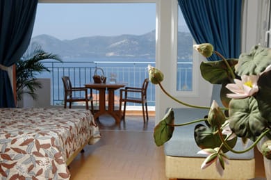 Superior Double Room with Side Sea View