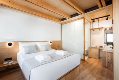 05-Suite Superior Suite with Balcony