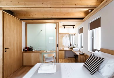 04- Suite Deluxe with Balcony