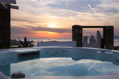 Tharroe of Mykonos Hotel - Image 3