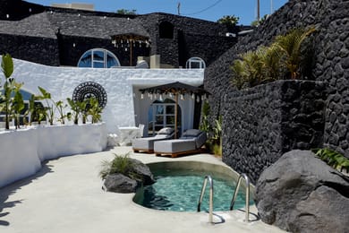 Grand Cave Suite Sea View Private Heated Pool