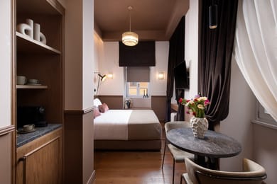 Deluxe Double Room No Balcony 22m²