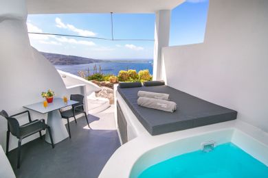 Junior Suite with Outdoor Hot Tub