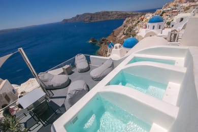 Suite with Volcano View