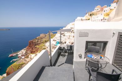Theodora Suites Santorini - Image 3