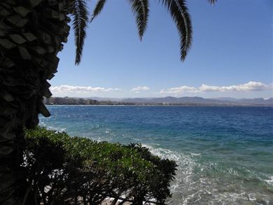 Theoxenia Hotel Loutraki - Image 4