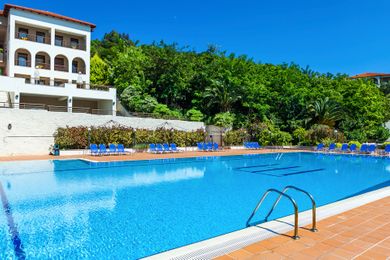 Family Bungalow 2-Bedrooms [Maisonette]