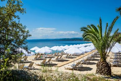 Xenios Theoxenia Hotel - Image 2