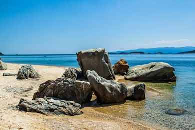 Xenios Theoxenia Hotel - Image 4