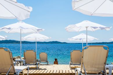 Xenios Theoxenia Hotel - Image 6