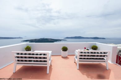 Theoxenia Hotel Santorini - Image 7