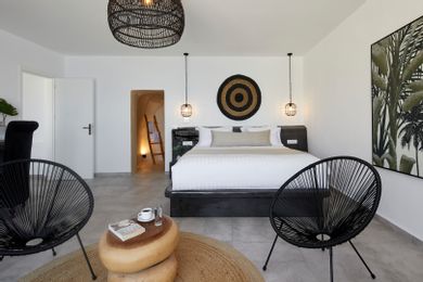 Two Bedroom Villa with Indoor Private Cave Pool