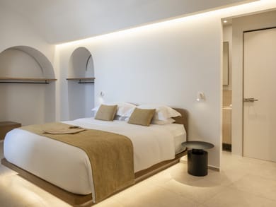 4-Bedroom Icon Pool Villa with Sunset & Sea View