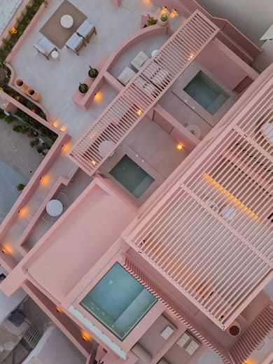 Thianne Luxury Suites - Image 3