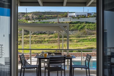 Thiopetra Villa Pozollana 5 guests