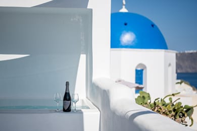 Three Domes Oia - Image 2