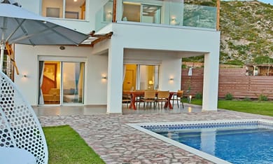 Three Graces Boutique Villas - Image 6
