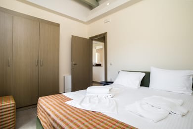 Three Stars Luxury Villas - Image 3