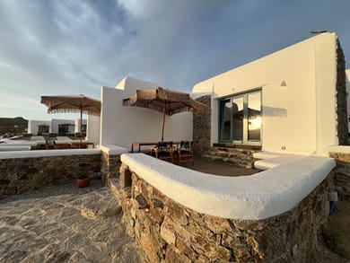 Thronos Suites - Image 6