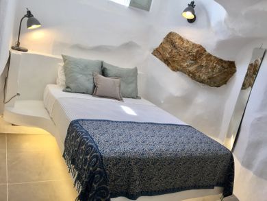 Thira Villa
