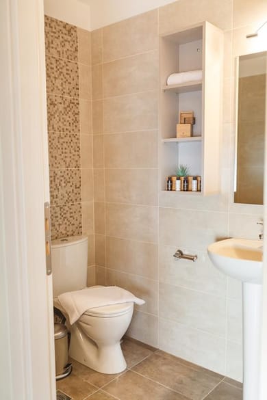 Tins Hotel City Athens - Image 2