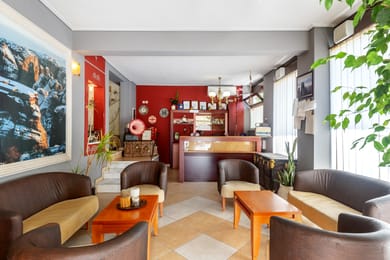 Toti Boutique Rooms - Image 2