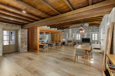 Trapela Limeni, Luxury Suites - Image 4