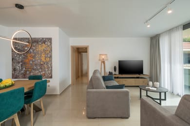 Superior 2 Bedroom Apartment