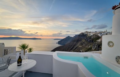 Superior Cave Suite with sharing outdoor pool - Polyphemus