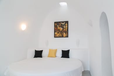 Superior Cave Suite with sharing outdoor pool - Polyphemus