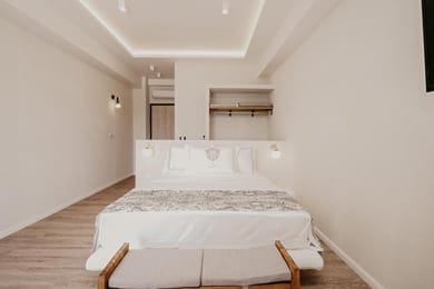 Trinity Suites - Image 2