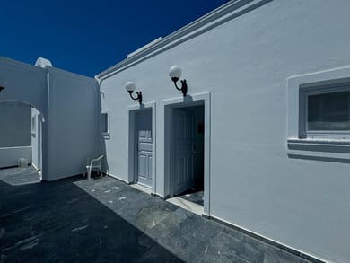 Tritonas Rooms - Image 3