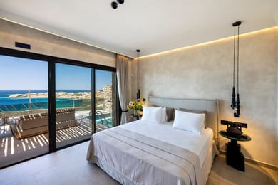 Majestic One Bedroom Villa with Private Pool and Side Sea View