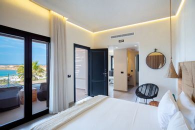 Superior Suite with Front Yard Private Pool and Panoramic Sea View