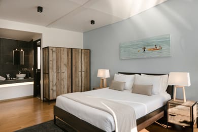 Aria Acropolis Suites - Image 4