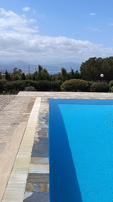 Turquoise Villa Loutraki - Image 4