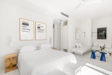 TWWO Antiparos - Image 3