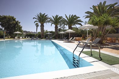 Tylissos Beach Hotel - Image 4