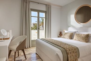 Tzanis Resort - Image 3