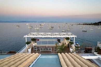 Unique Apartment - Image 4