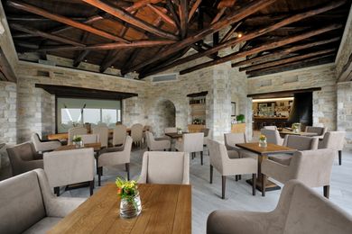 Valeni Boutique Hotel - Image 4