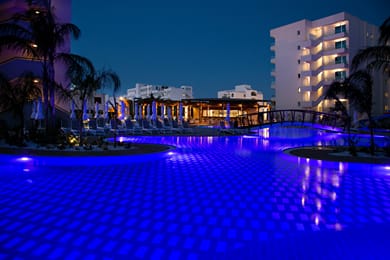 Vangelis Hotel & Suites - Image 6