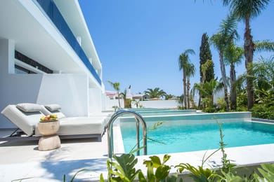 Vanik Suites - Image 3