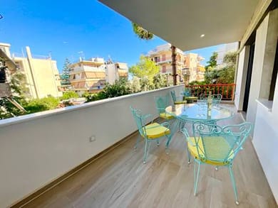 Varkiza Gallery Suite - Image 5
