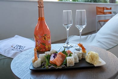 Varkiza Gallery Suite - Image 5