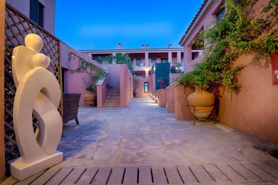 The Varos Residences Hotel - Image 3