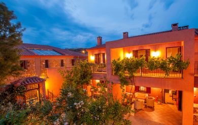 The Varos Residences Hotel - Image 4